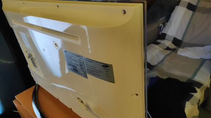 Samsung UE32F4510 32 дюйма LED