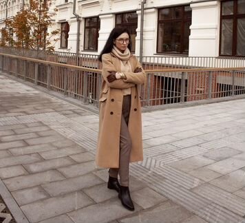 Пальто карамельное,бежевое