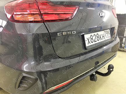 Фаркоп для Kia Ceed универсал 2018