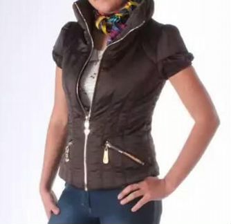 Жилет р.46 горький шоколад