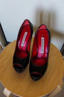 Туфли на шпильке 38