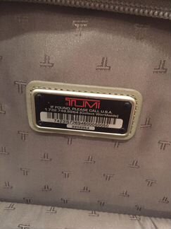 Чемодан на колесах Tumi 22022S4