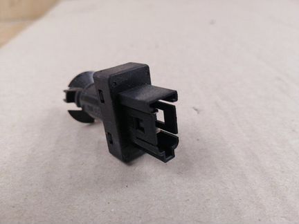 Включатель стоп-сигнала Mercedes-Benz A-Class W169