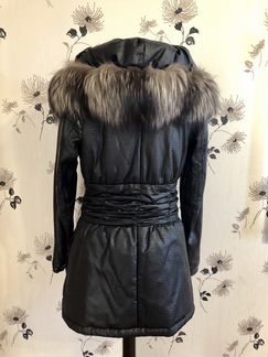 Куртка пуховик с мехом Италия