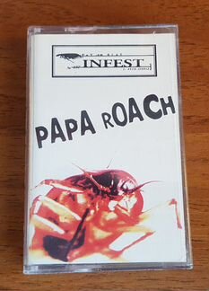 Аудиокассета группы Papa Roach - Infest (2000)