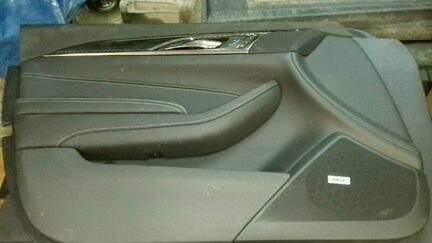 Обивка передней левой Кадиллак CTS 3