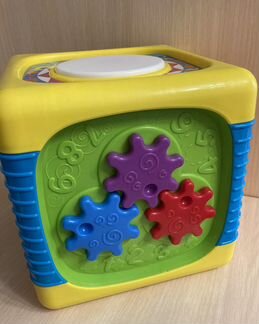 Развивающий игровой музыкальный кубик Baby Go