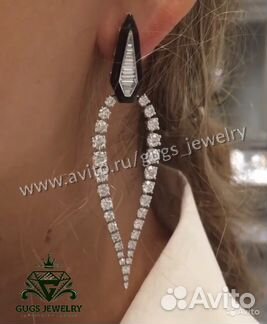Роскошные серьги с бриллиантами