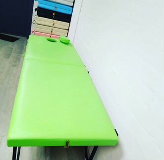 Массажный стол. Чемодан. Наличие