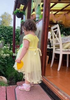 Платье на 1,5 -2 годика