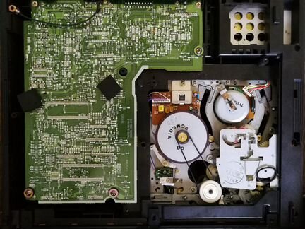 Видеомагнитофон Samsung