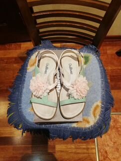 Шикарные босоножки Gulliver