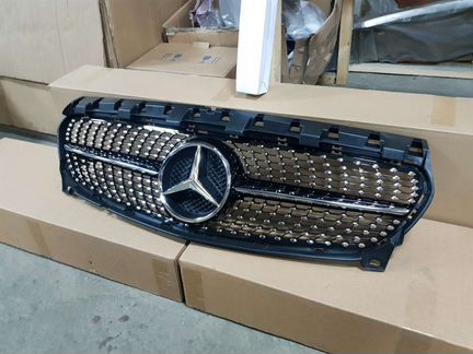 Решетка радиатора Mercedes CLA117