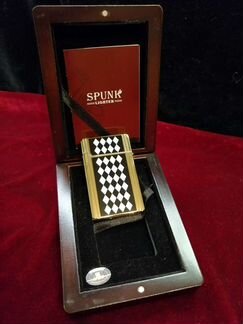 Зажигалка газовая