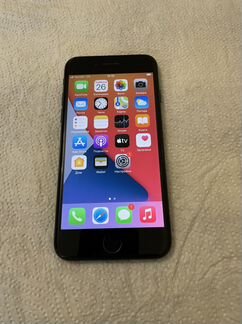 Телефон iPhone 7