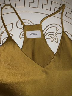 Итальянский топ на девушку, S