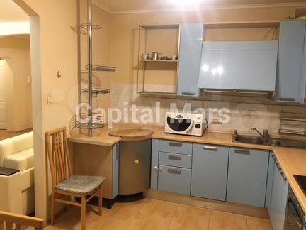 2-к квартира, 70 м², 10/17 эт.