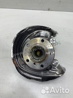 Кулак поворотный передний левый Bmw 4-Series F36