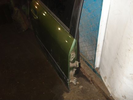 Дверь задняя правая Peugeot 307, Пежо 307 унив