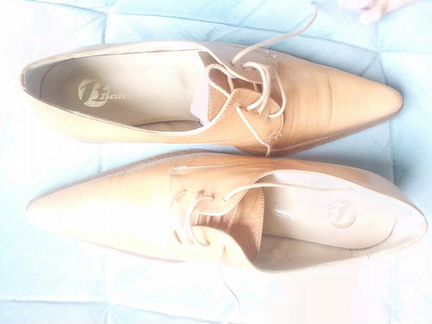 Полуботинки кожа Италия bata 38