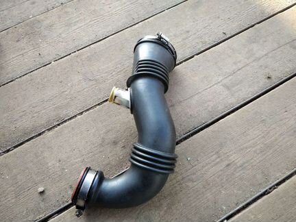 Патрубок 1.6 HDI Citroen Peugeot