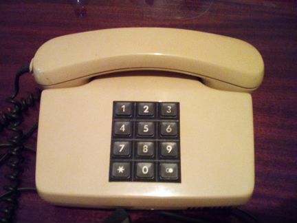 Телефонные аппарат кнопочный Россия-Германия