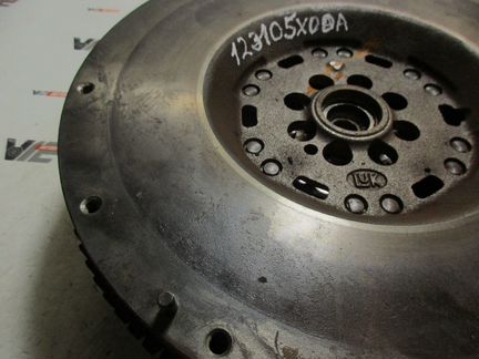 Маховик двухмассовый Nissan Navara Pathfinder YD25