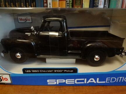 Модель от Маисто Шевроле 3100 пикап 1950 года