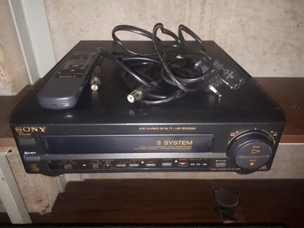 Видеомагнитофон Sony