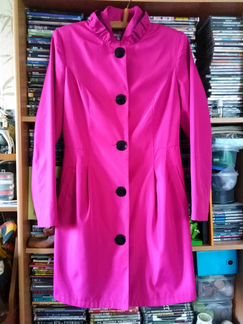 Красивый женский плащ