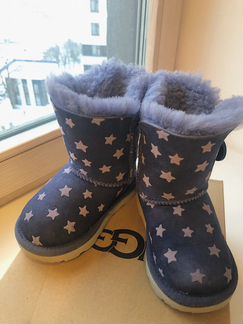 UGG Australia Classic Short Stars