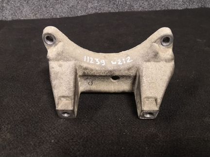 Кронштейн подушки АКПП для Mercedes A1402421340