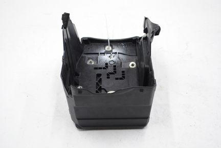 Полка аккумулятора Discovery Sport