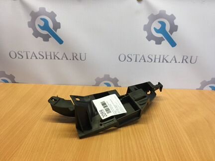 Кронштейн бампера передний правый Peugeot 307