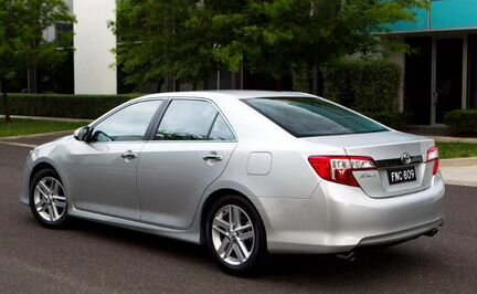 Toyota Camry V50 Крышка багажника