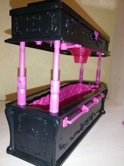 Кровать-шкатулка Дракулауры Монстр Хай