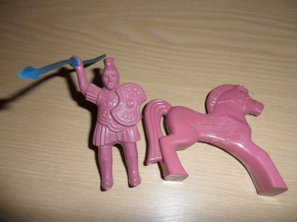 Мки: Витязь, улан, римлянин, буденовец, рыцарь