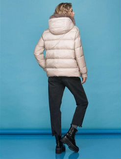 Женский зимний пуховик Consowear