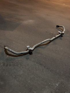 Стабилизатор поперечной устойчивости на Тигуан