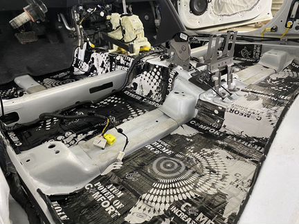 Шумоизоляция капота