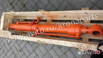 Гидроцилиндр рукояти Hitachi ZX330 4628635