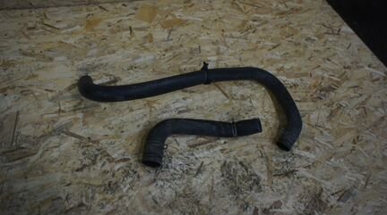 Dodge Ram 1500 5.7L патрубок радиатора 52014539AC