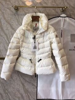 Пуховик Moncler