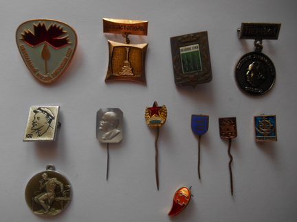 Значки и знаки СССР и США