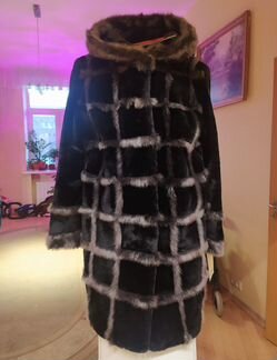 Полушубок дизайнерский (натуральный мех) новый