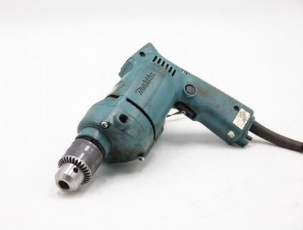 Дрель Makita DP4700