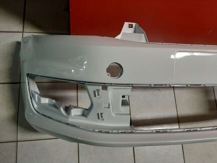 Volkswagen polo sedan Бампер передний