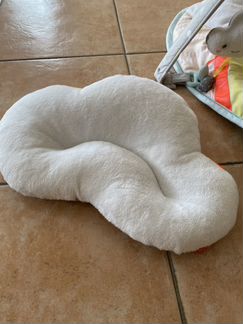 Развивающий коврик Skip Hop Тучки