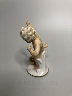 Фигурка 