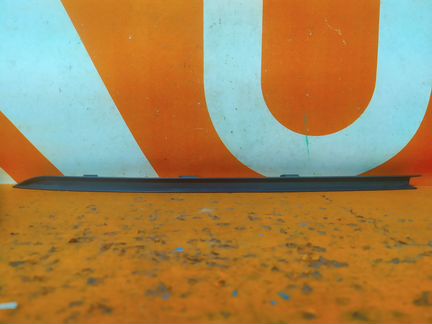 Накладка бампера передняя левая Volkswagen Passat